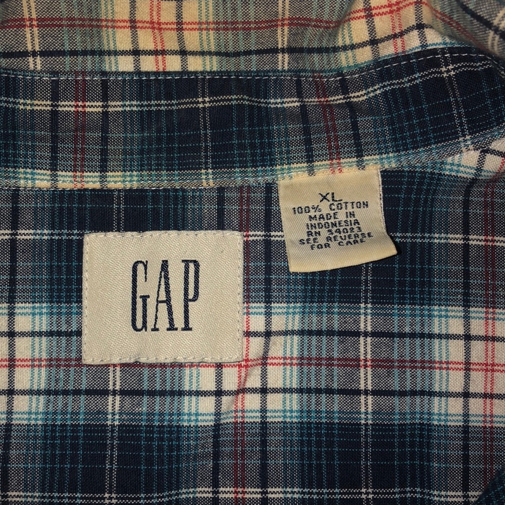 Vintage Gap zippered shirt with checkered design - Picture 2 of 4